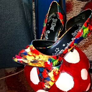 💐NWOT BRASH HEEL💐